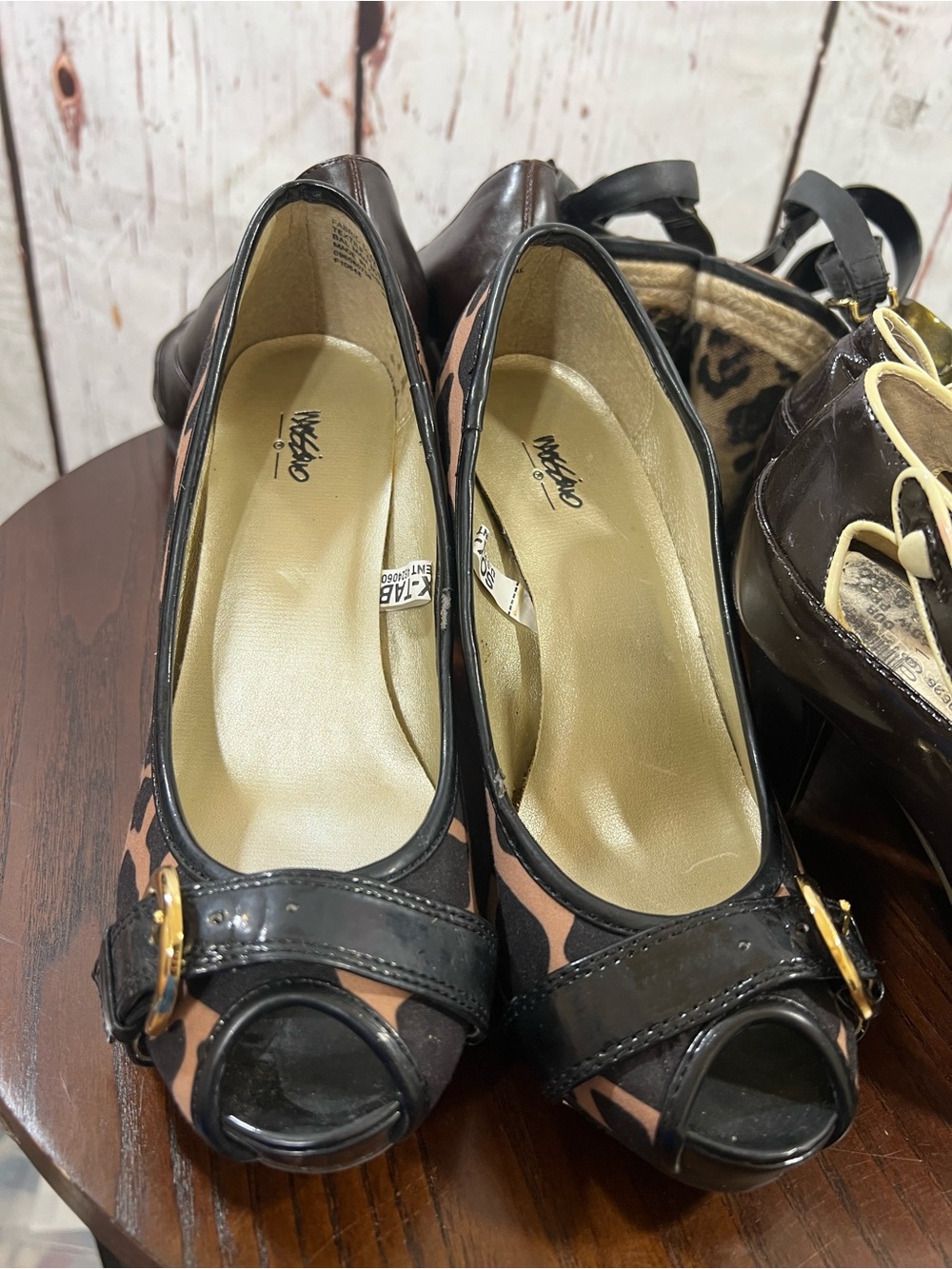 5 Pairs women’s shoes size 6 Liz Claiborne, Jessica Simpson, aerosoles etc As Is - Picture 2 of 16